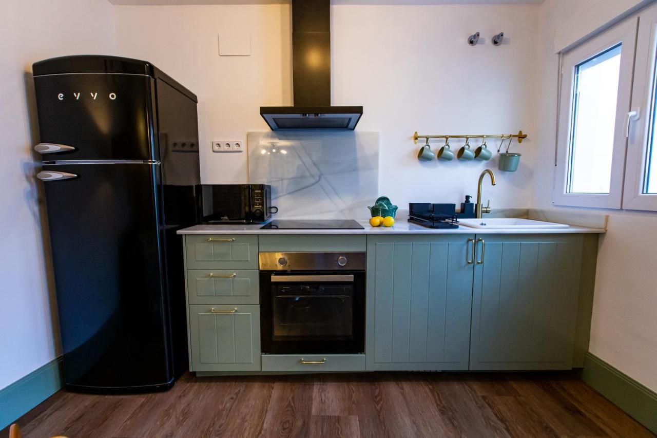 Apartamentos Gaviota Valencina de la Concepción Dış mekan fotoğraf