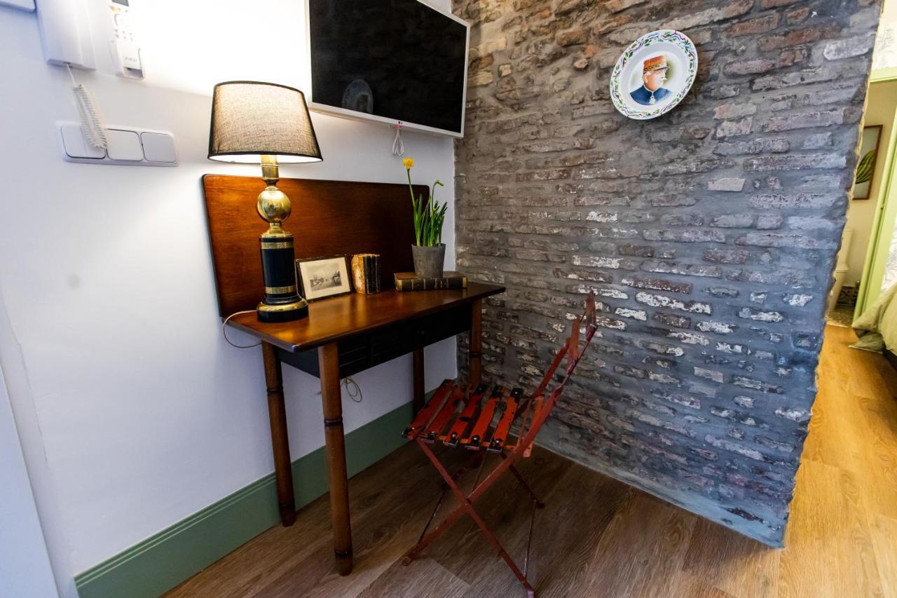 Apartamentos Gaviota Valencina de la Concepción Dış mekan fotoğraf