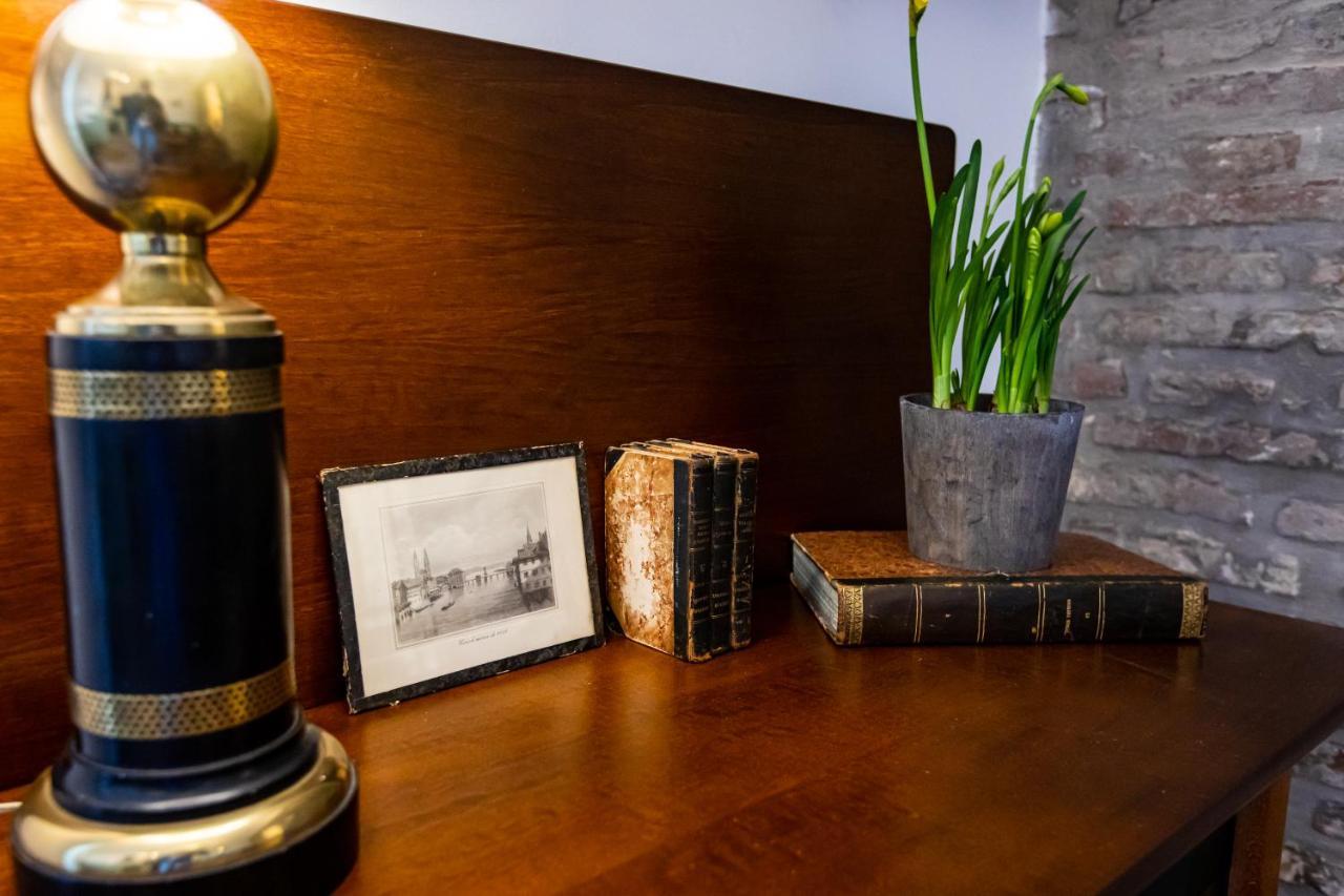 Apartamentos Gaviota Valencina de la Concepción Dış mekan fotoğraf